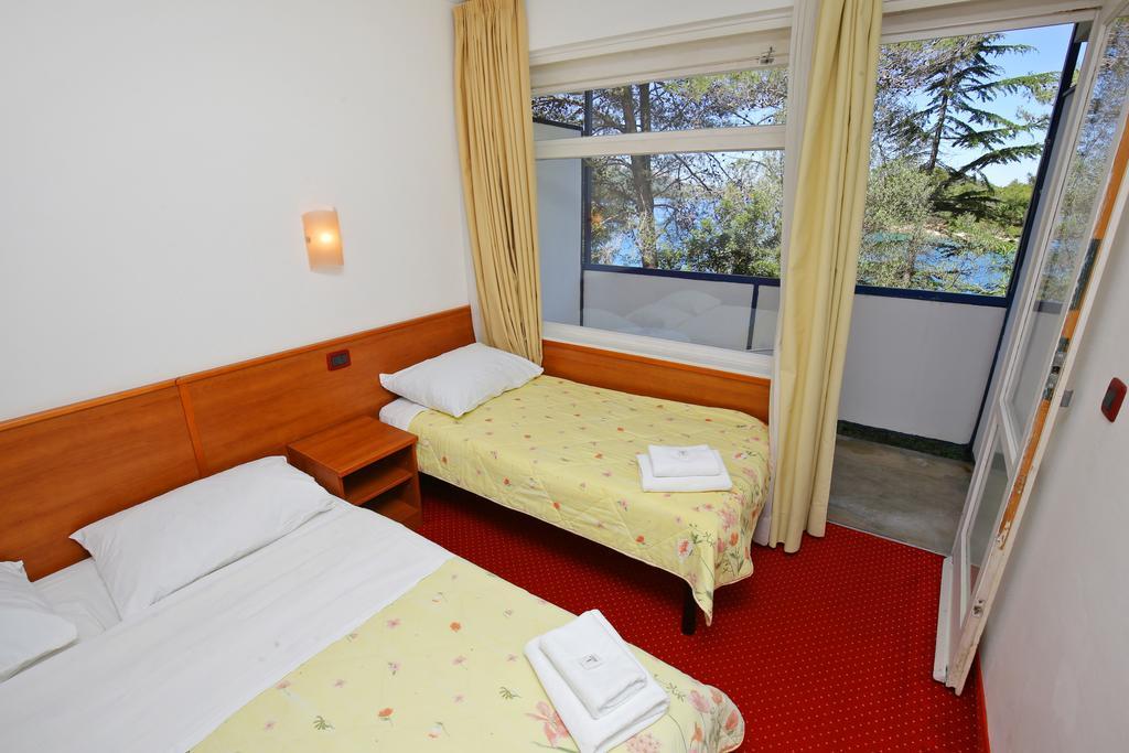 Hotel Luka Luka  Екстер'єр фото
