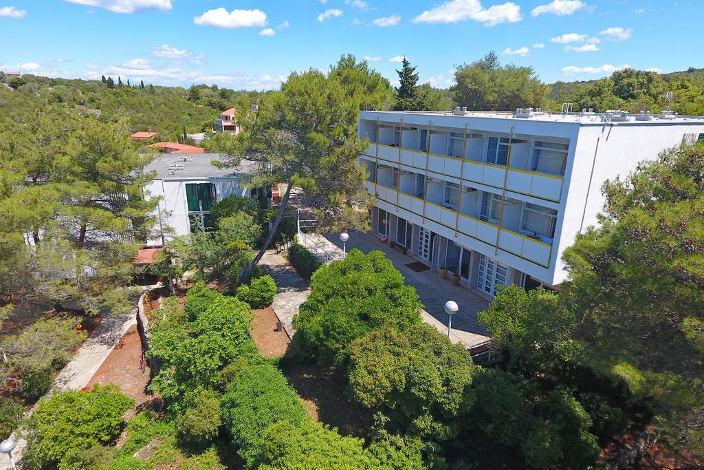 Hotel Luka Luka  Екстер'єр фото